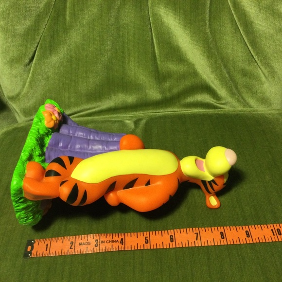 DISNEY Tigger Coin Bank Vintage - Picture 9 of 11